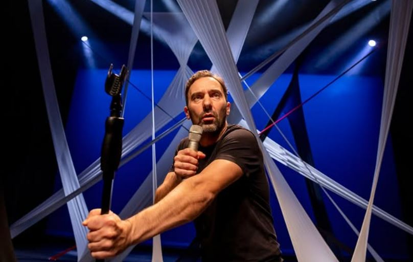 Wie is de vriendin van cabaretier Ronald Goedemondt