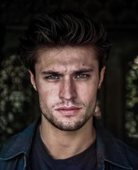 Wie is de vriendin van acteur Gijs Blom