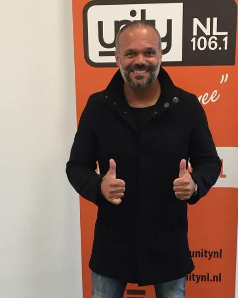 Wie is de vriendin van zanger Denny Braaf