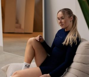 De leeftijd van Myron Koops [Enzo Knol Vriendin]