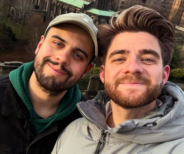 Heeft Frank van Leeuwen een partner - Alles over zijn relatie met Thijs Hoek