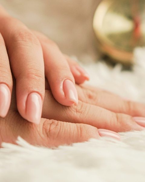 Beschadigde nagels na gellak - Zo verzorg je ze weer goed